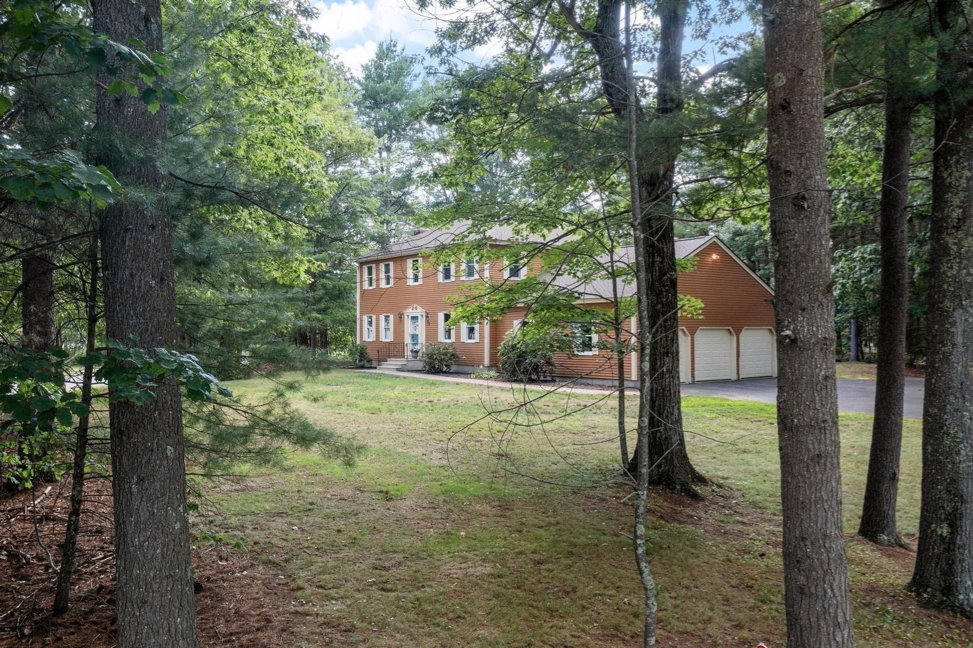 Single Family Residence at 22 Woodland Drive, Westminster MA 01473, photo 39 of 42