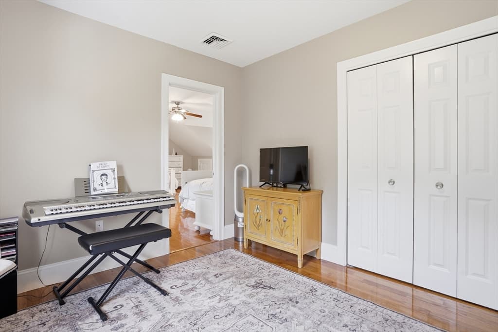 147 Roosevelt St, Fitchburg MA 01420 photo 23