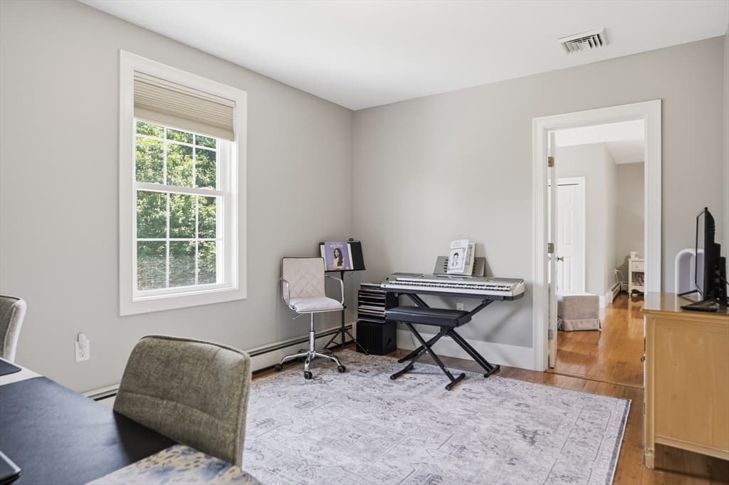 147 Roosevelt St, Fitchburg MA 01420 photo 22
