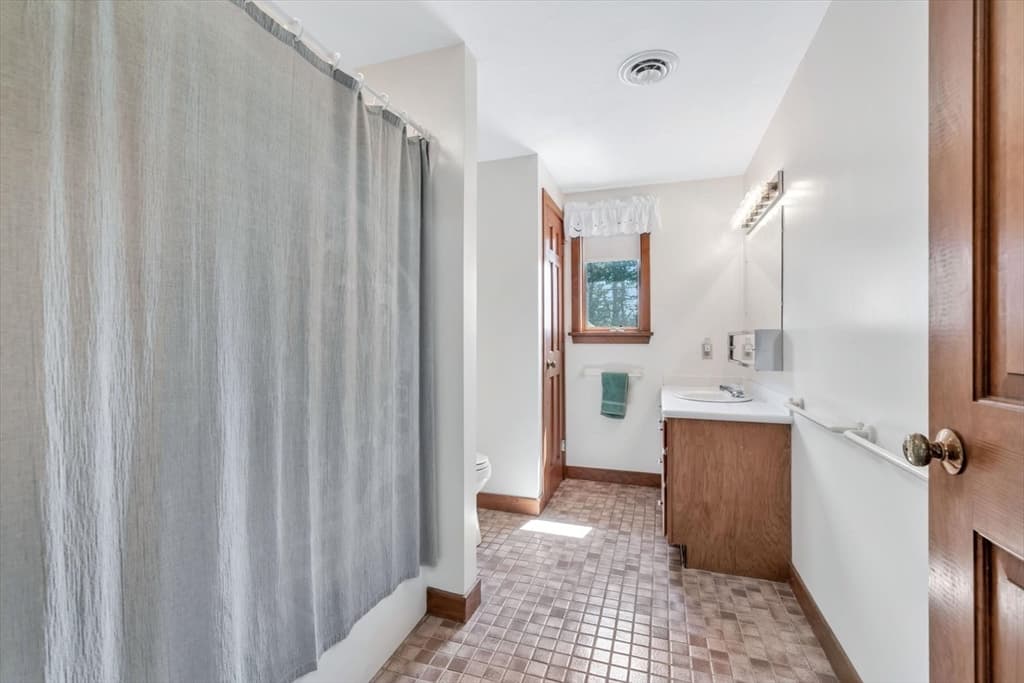 89 Belvidere Road, Falmouth MA 02540 photo 31