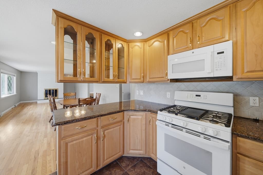 159 Mountainview Rd, East Longmeadow MA 01028 photo 13