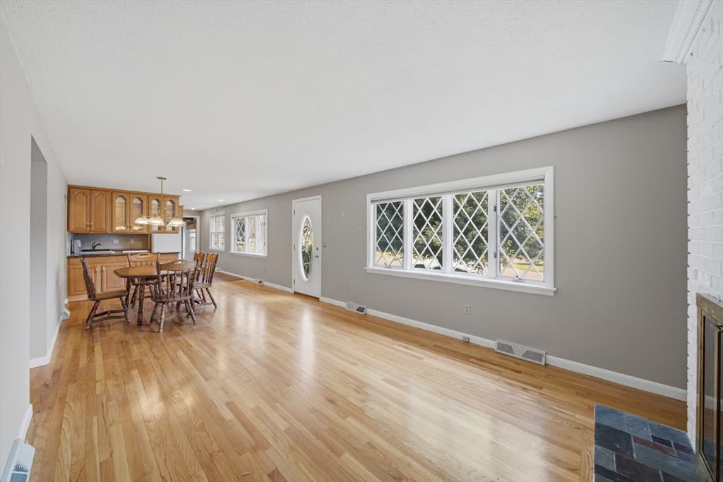 159 Mountainview Rd, East Longmeadow MA 01028 photo 7