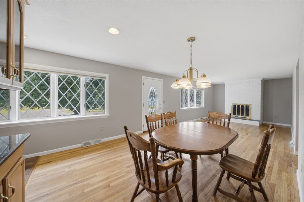 159 Mountainview Rd, East Longmeadow MA 01028 photo 9