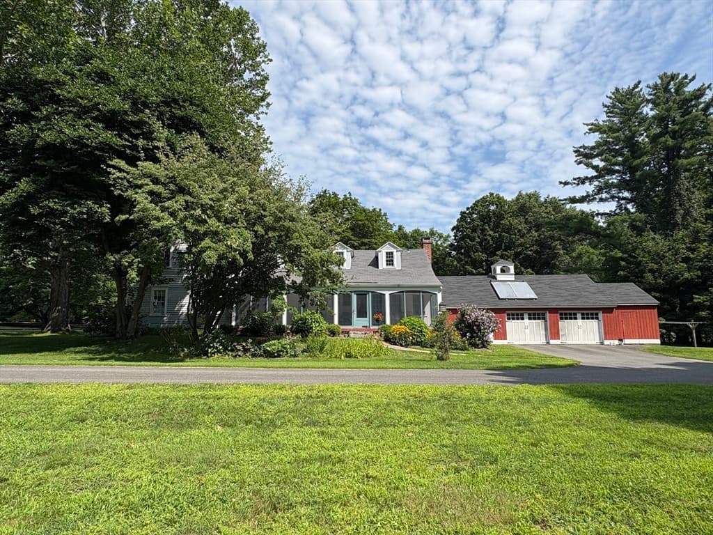 Single Family Residence at 11 Green River Road, Greenfield MA 01301, Greenfield, photo 3 of 42