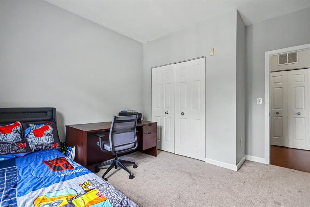 19 Hampshire Road # 205, Methuen MA 01844 photo 12