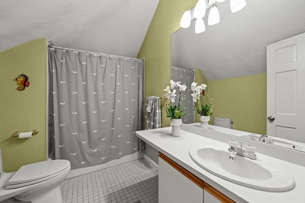 703 Sherwood Forest Ln # 703, Saugus MA 01906 photo 22