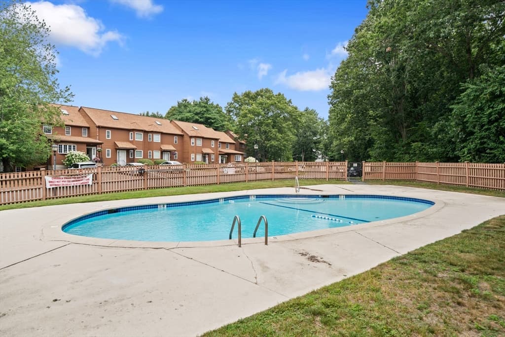 703 Sherwood Forest Ln # 703, Saugus MA 01906 photo 34