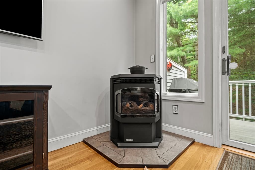 703 Sherwood Forest Ln # 703, Saugus MA 01906 photo 15