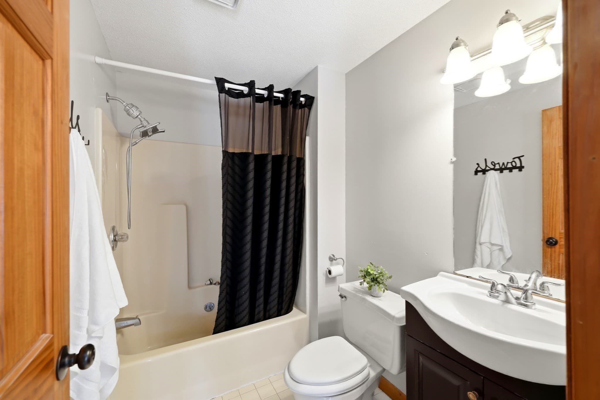 Single Family Residence at 705 General Knox Rd, Russell MA 01071, photo 24 of 42