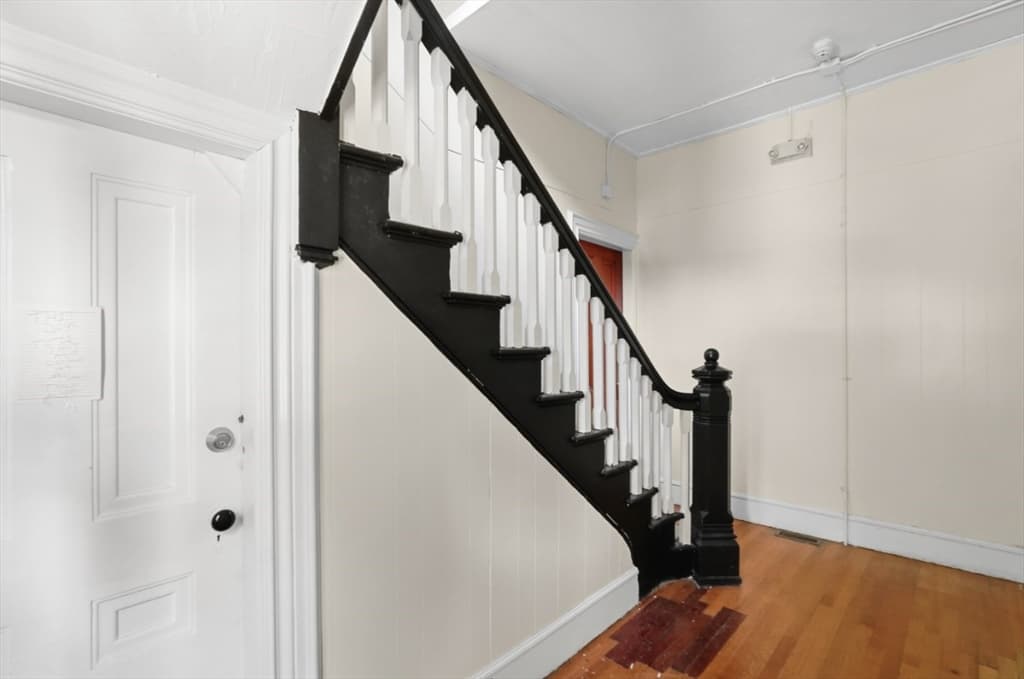 75 Chatham St, Worcester MA 01609 photo 17