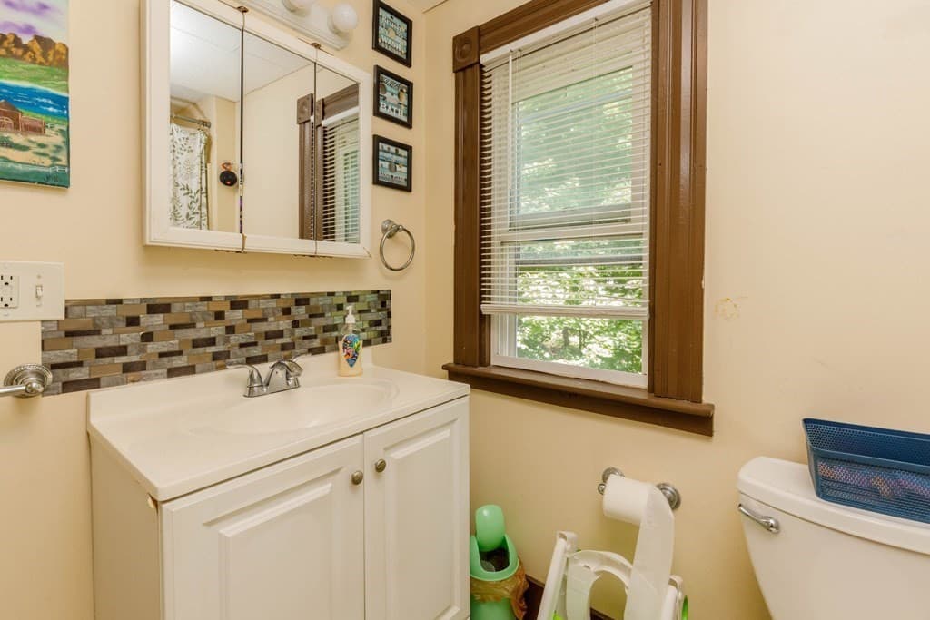 206 Union Street, Leominster MA 01453 photo 15
