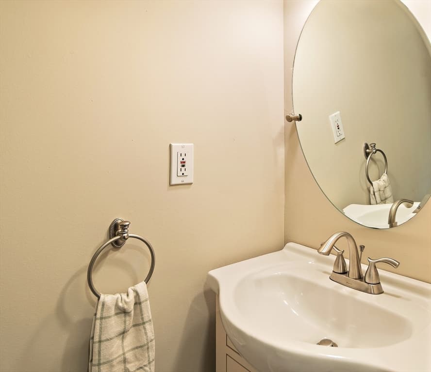 356-358 Main St # 12, Boston MA 02129 photo 13