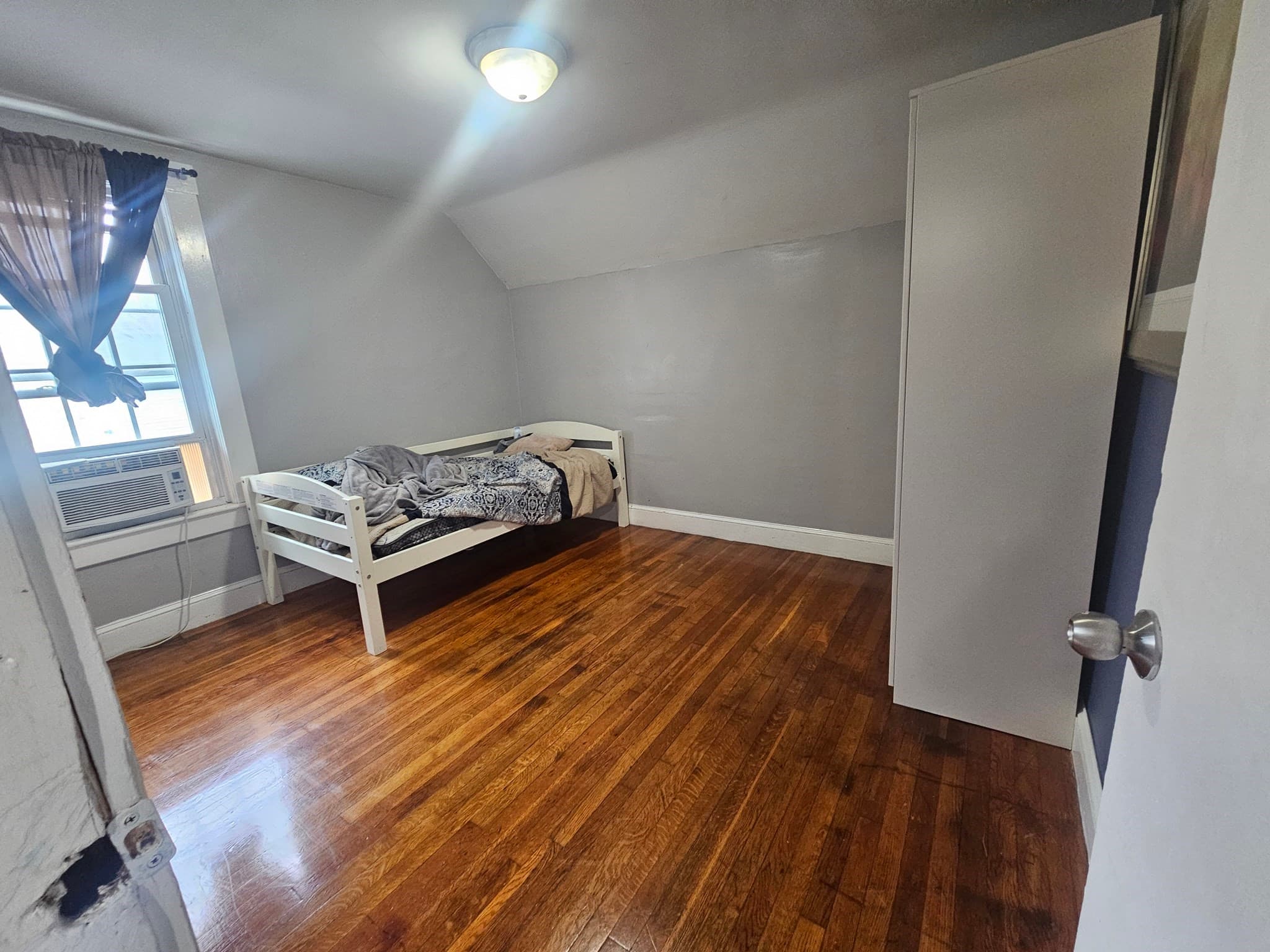 Single Family Residence at 35 Farmland Rd, Lowell MA 01850, photo 23 of 36