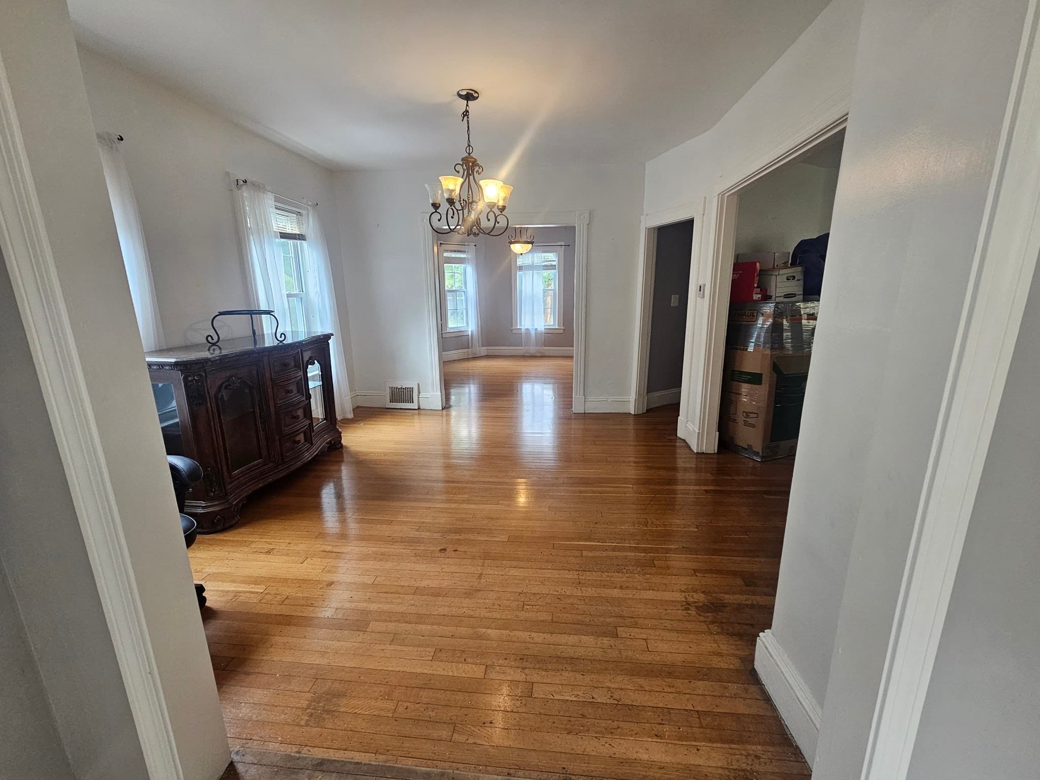 Single Family Residence at 35 Farmland Rd, Lowell MA 01850, photo 12 of 36