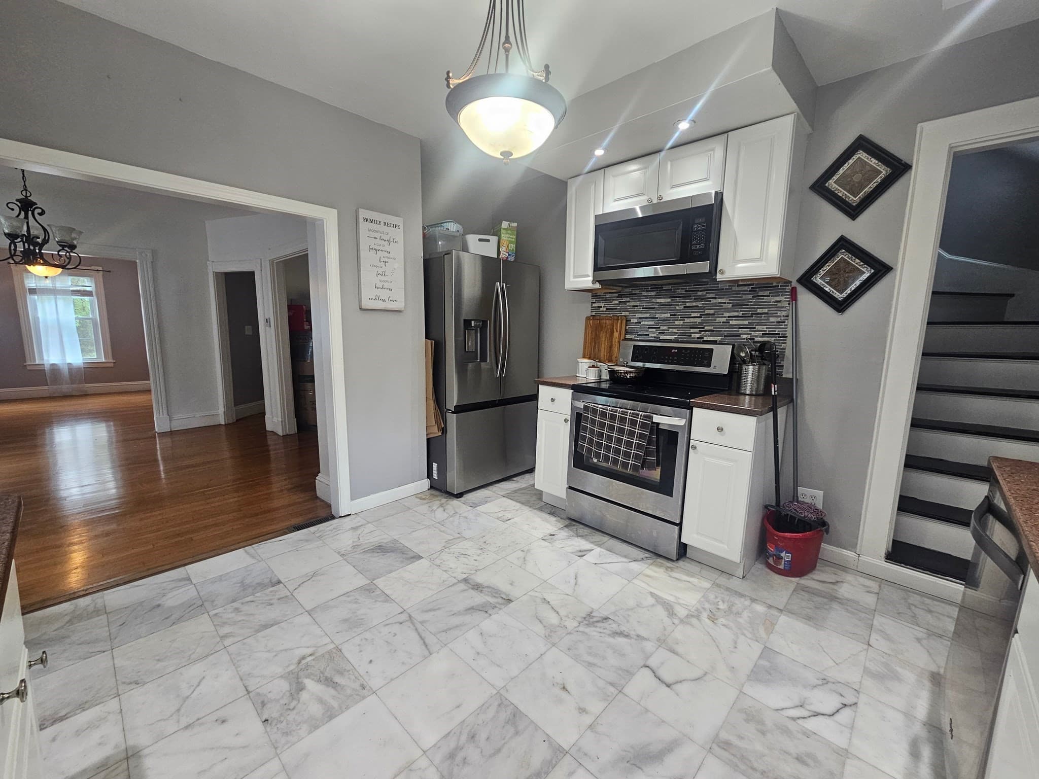 Single Family Residence at 35 Farmland Rd, Lowell MA 01850, photo 18 of 36