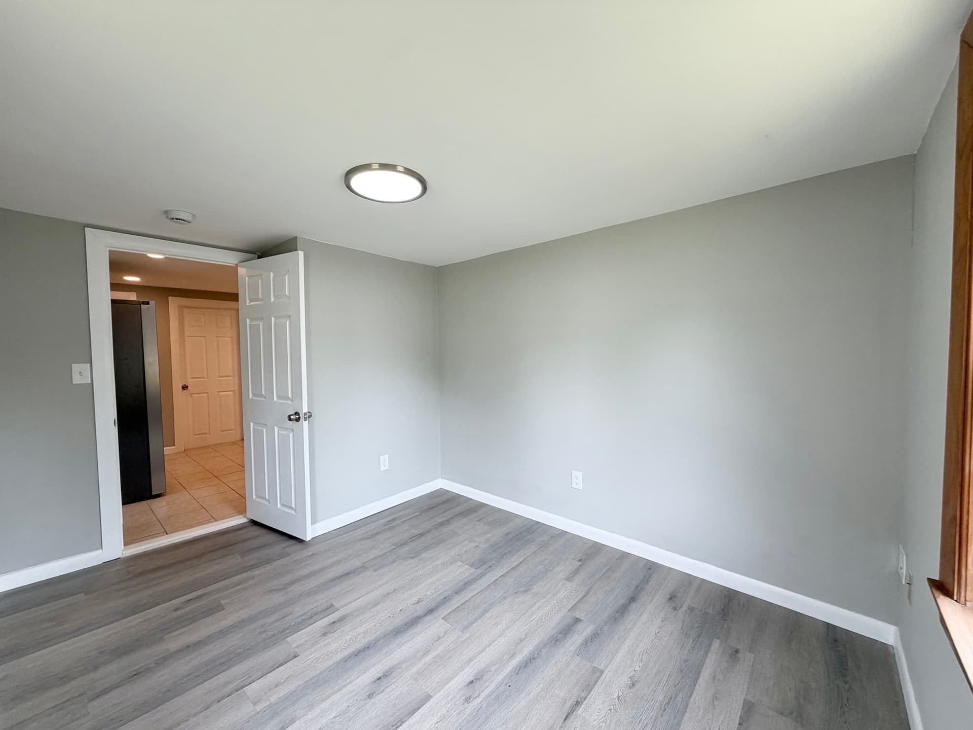 Single Family Residence at 87 Vezina Ave, Leominster MA 01453, photo 28 of 38