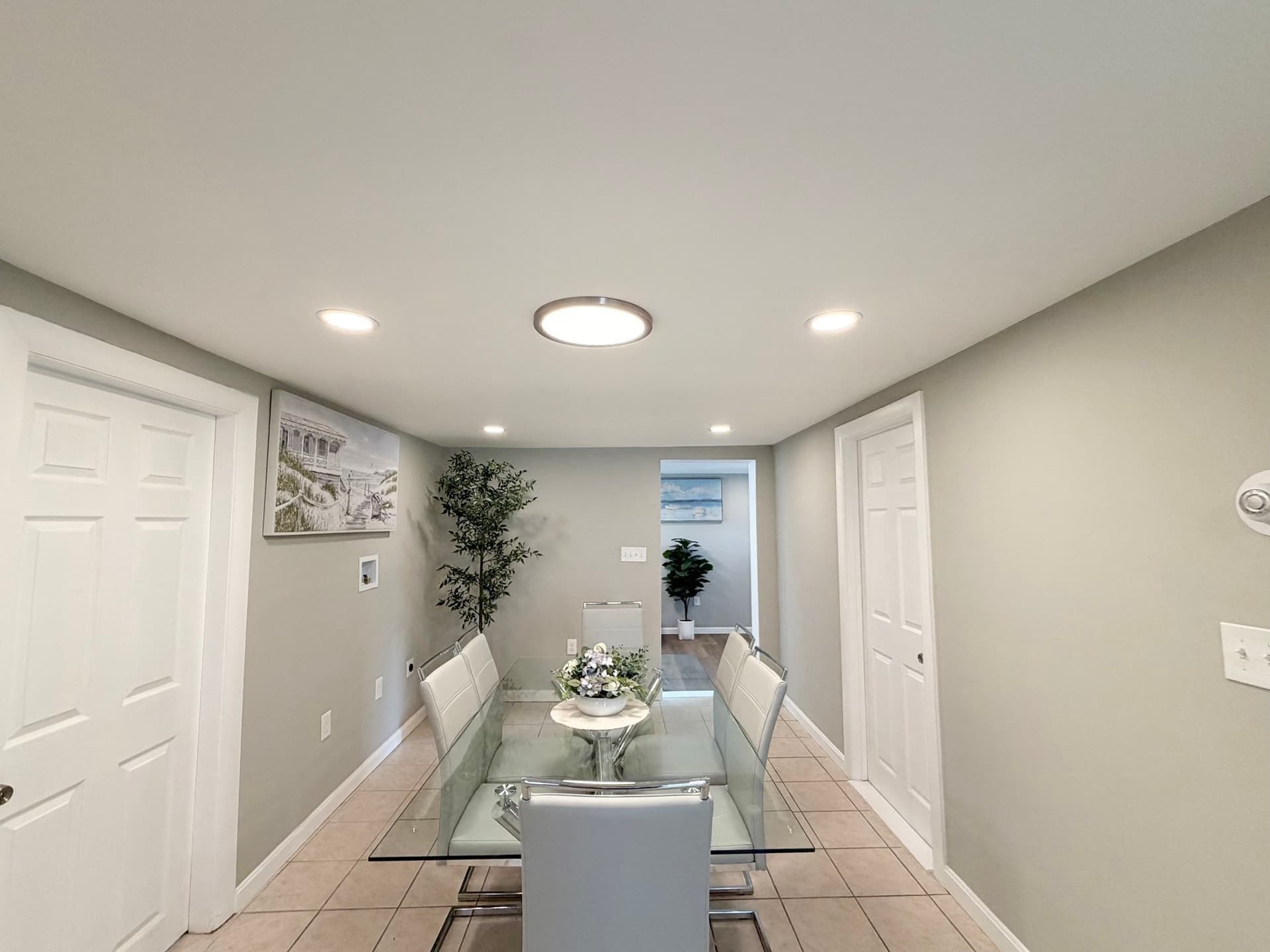 Single Family Residence at 87 Vezina Ave, Leominster MA 01453, photo 9 of 38