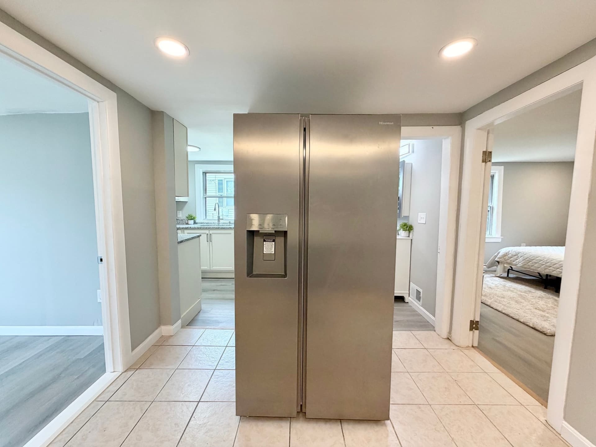 Single Family Residence at 87 Vezina Ave, Leominster MA 01453, photo 10 of 38