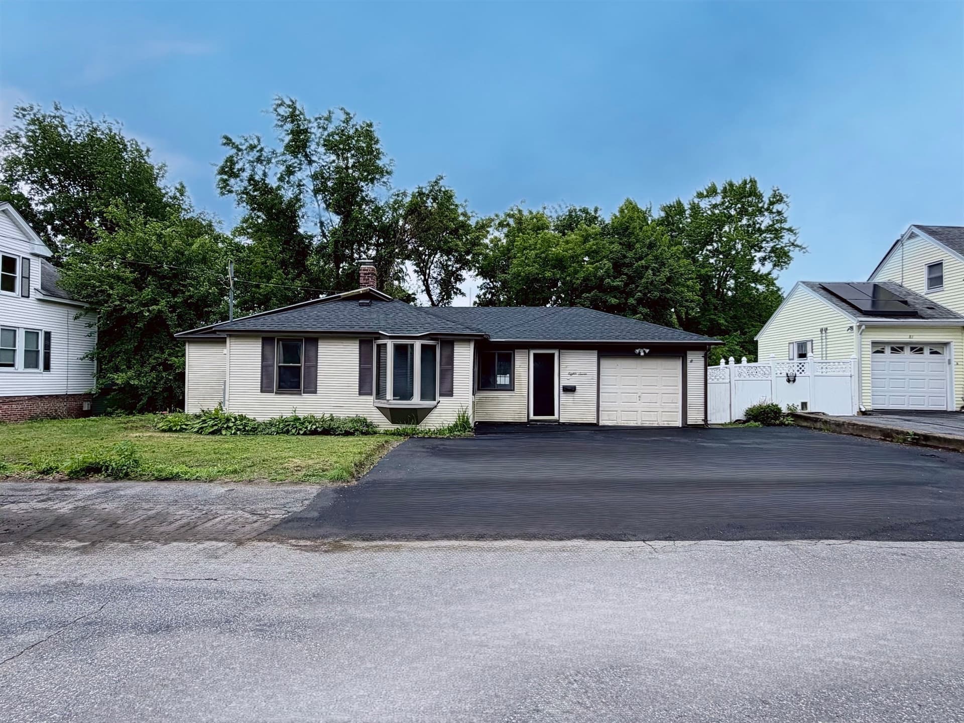 Single Family Residence at 87 Vezina Ave, Leominster MA 01453, photo 37 of 38