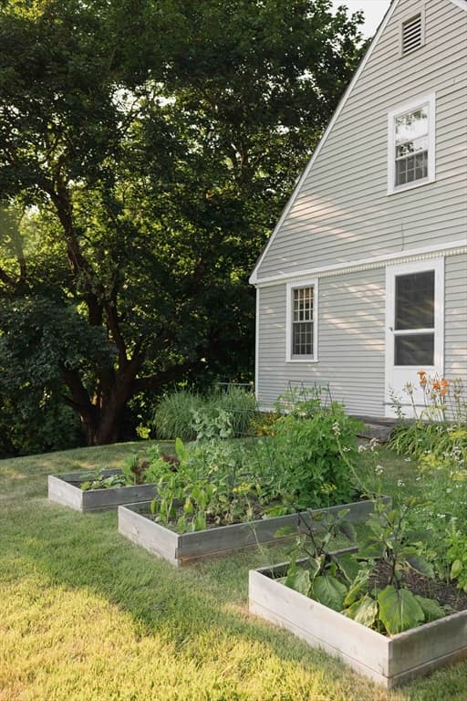 Single Family Residence at 636 Bernardston Rd, Greenfield MA 01301, Greenfield, photo 4 of 37
