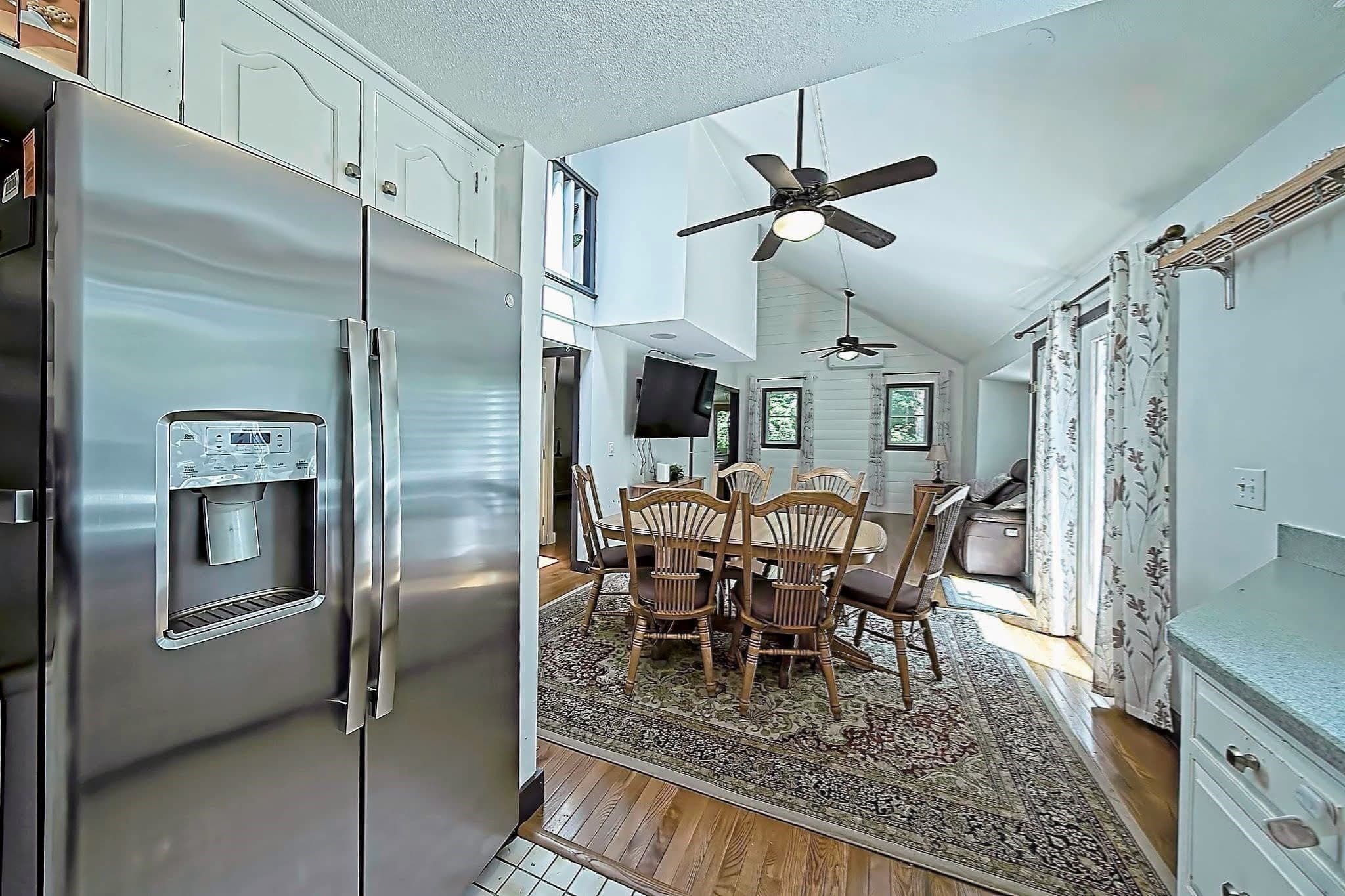 Single Family Residence at 600 Forest St, Bridgewater MA 02324, photo 17 of 38