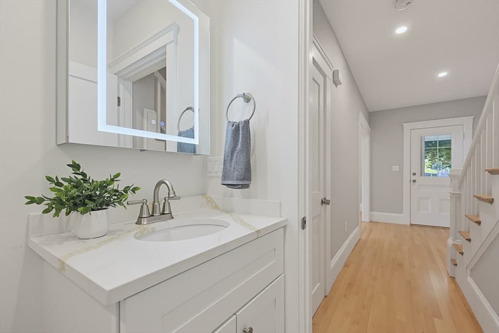 163 Prospect St # 163, Wakefield MA 01880 photo 22