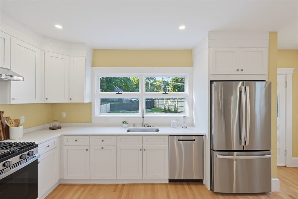 163 Prospect St # 163, Wakefield MA 01880 photo 14