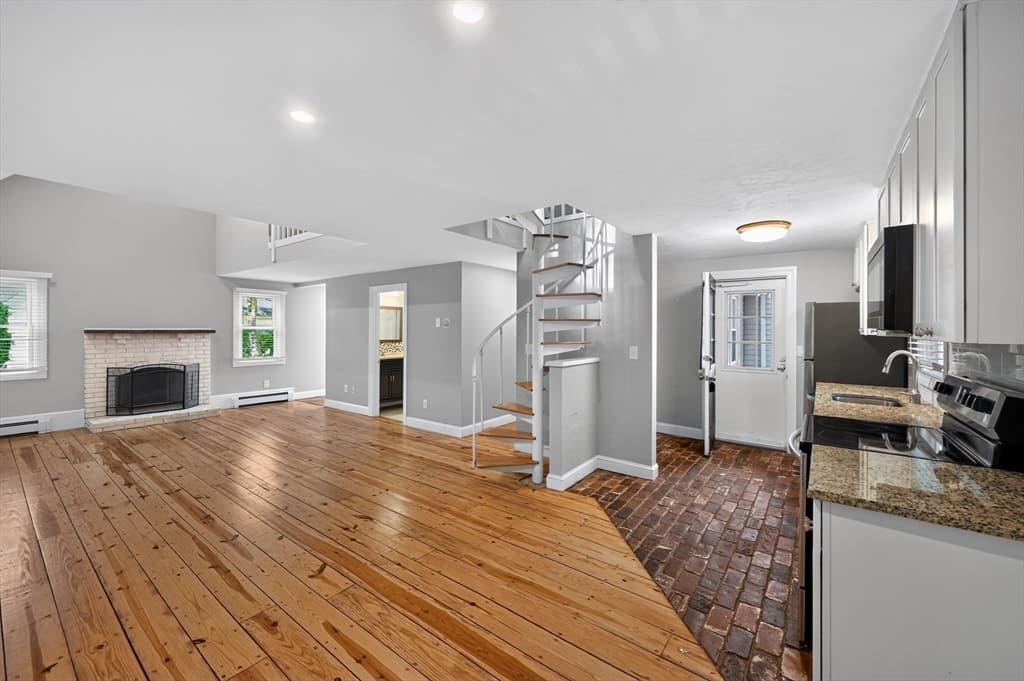 12 State Rd # 2E, Plymouth MA 02360 photo 4