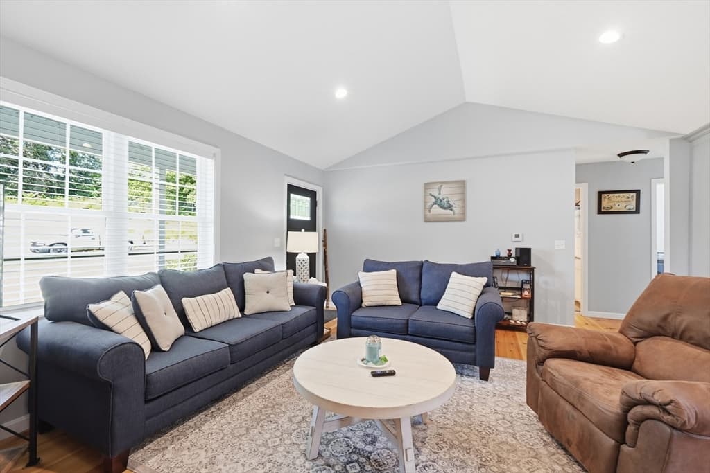 32 Nelson St, Warren MA 01083 photo 11