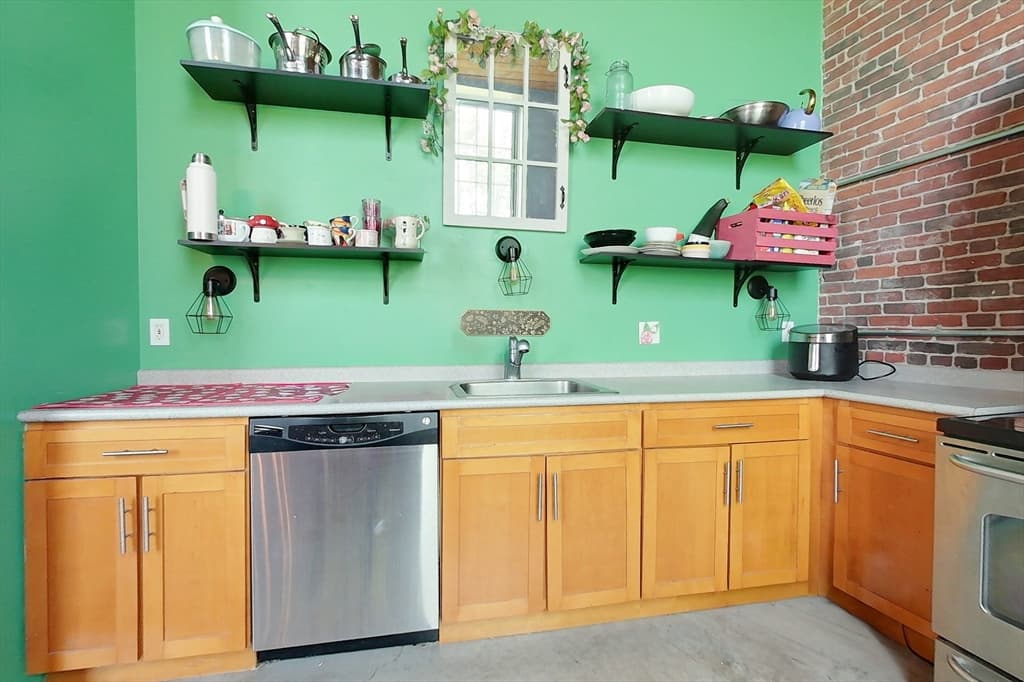 35 Riverwalk Way # R222, Lowell MA 01854 photo 2