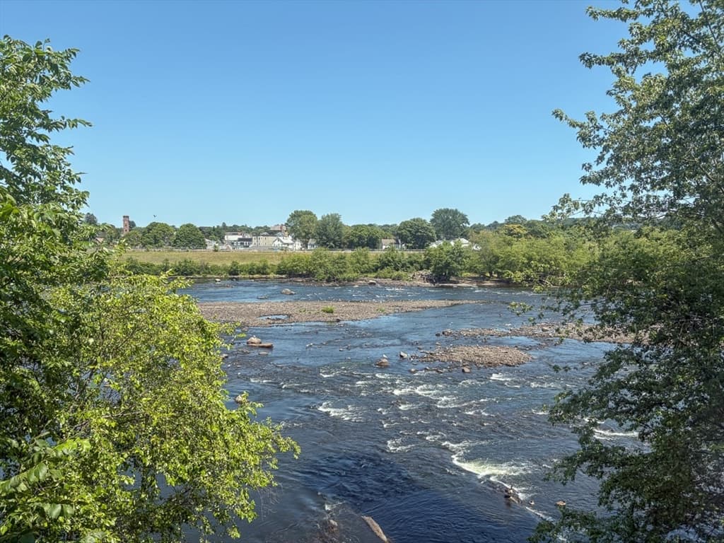 35 Riverwalk Way # R222, Lowell MA 01854 photo 14