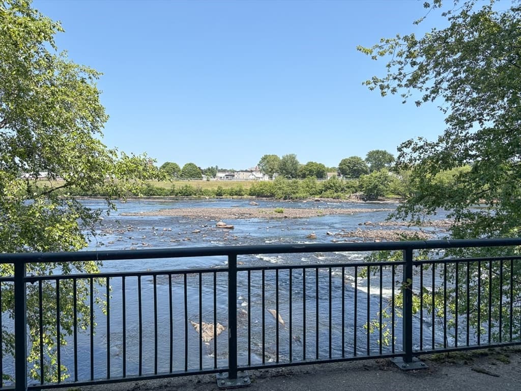 35 Riverwalk Way # R222, Lowell MA 01854 photo 19