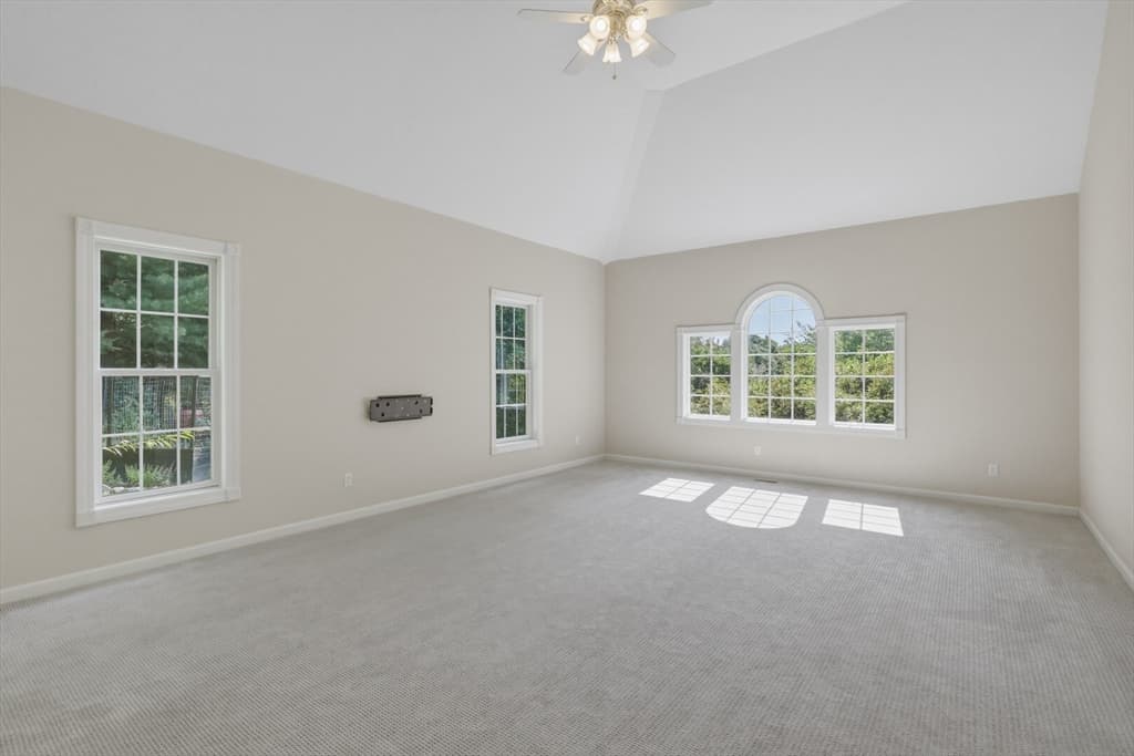 160 E Leverett Rd, Amherst MA 01002 photo 16