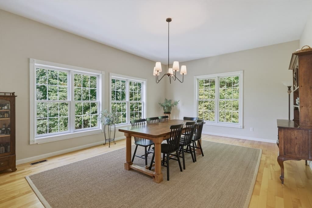 160 E Leverett Rd, Amherst MA 01002 photo 7