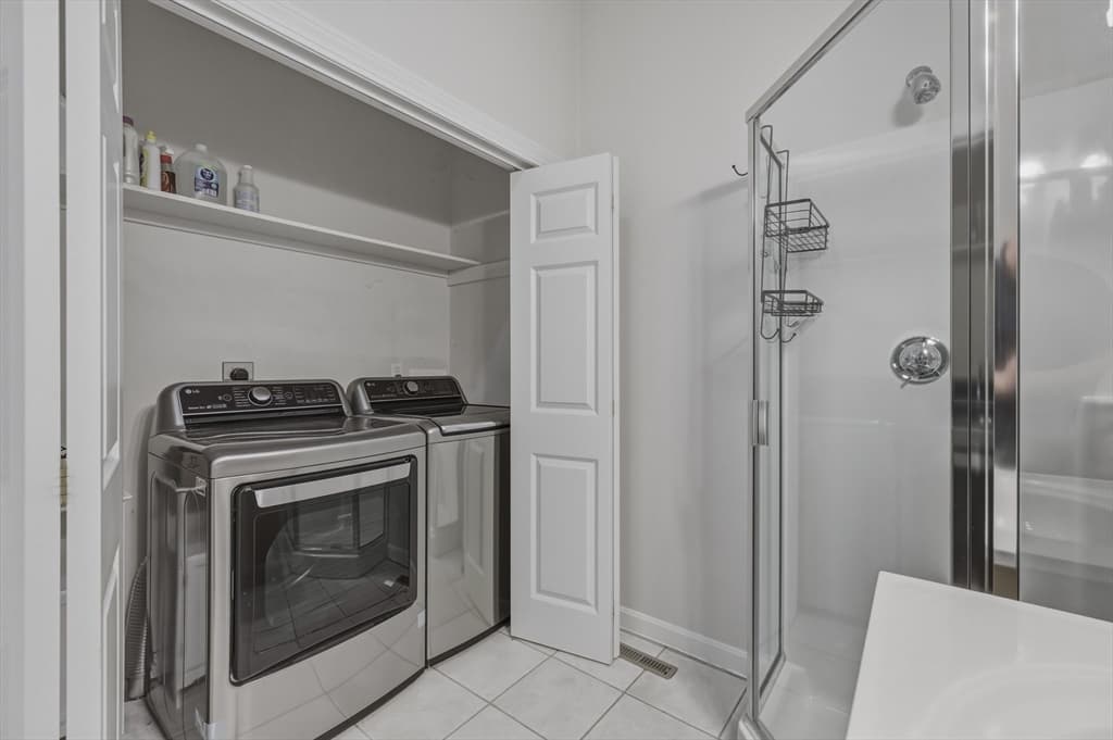 160 E Leverett Rd, Amherst MA 01002 photo 18