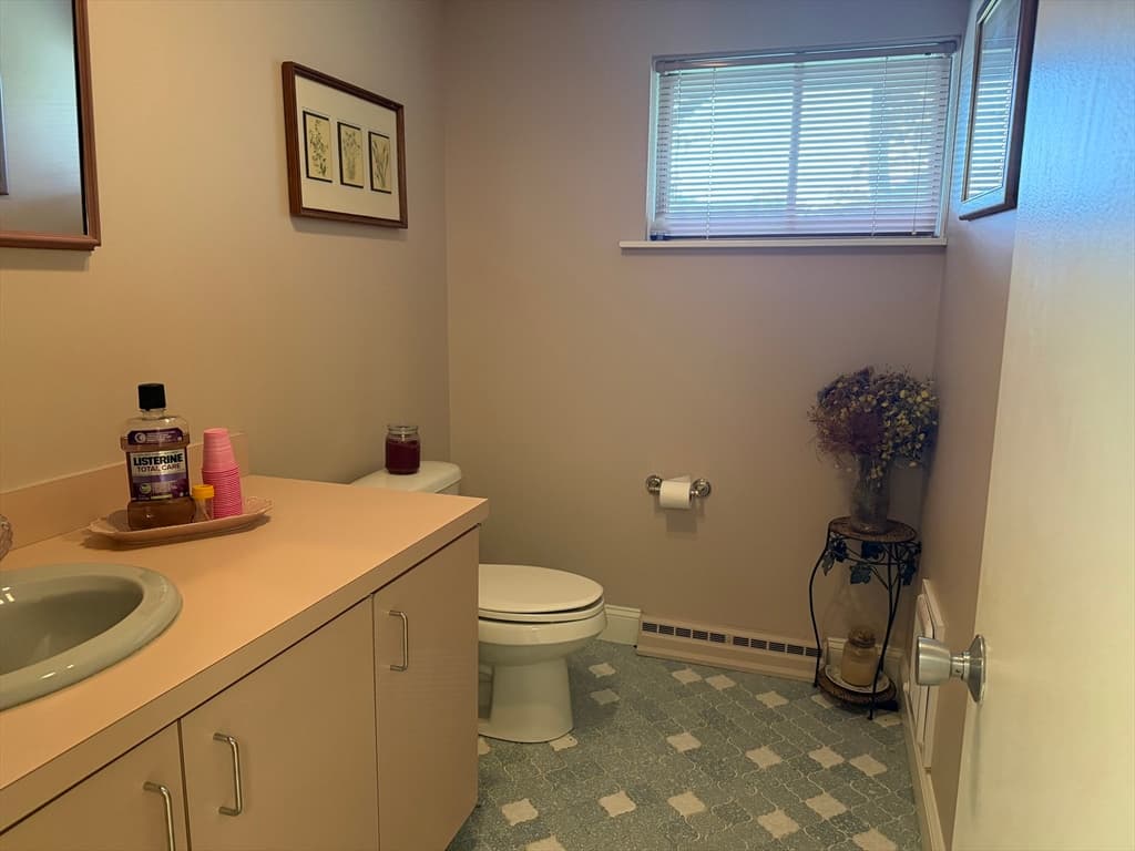 510 Thacher St, Attleboro MA 02703 photo 23
