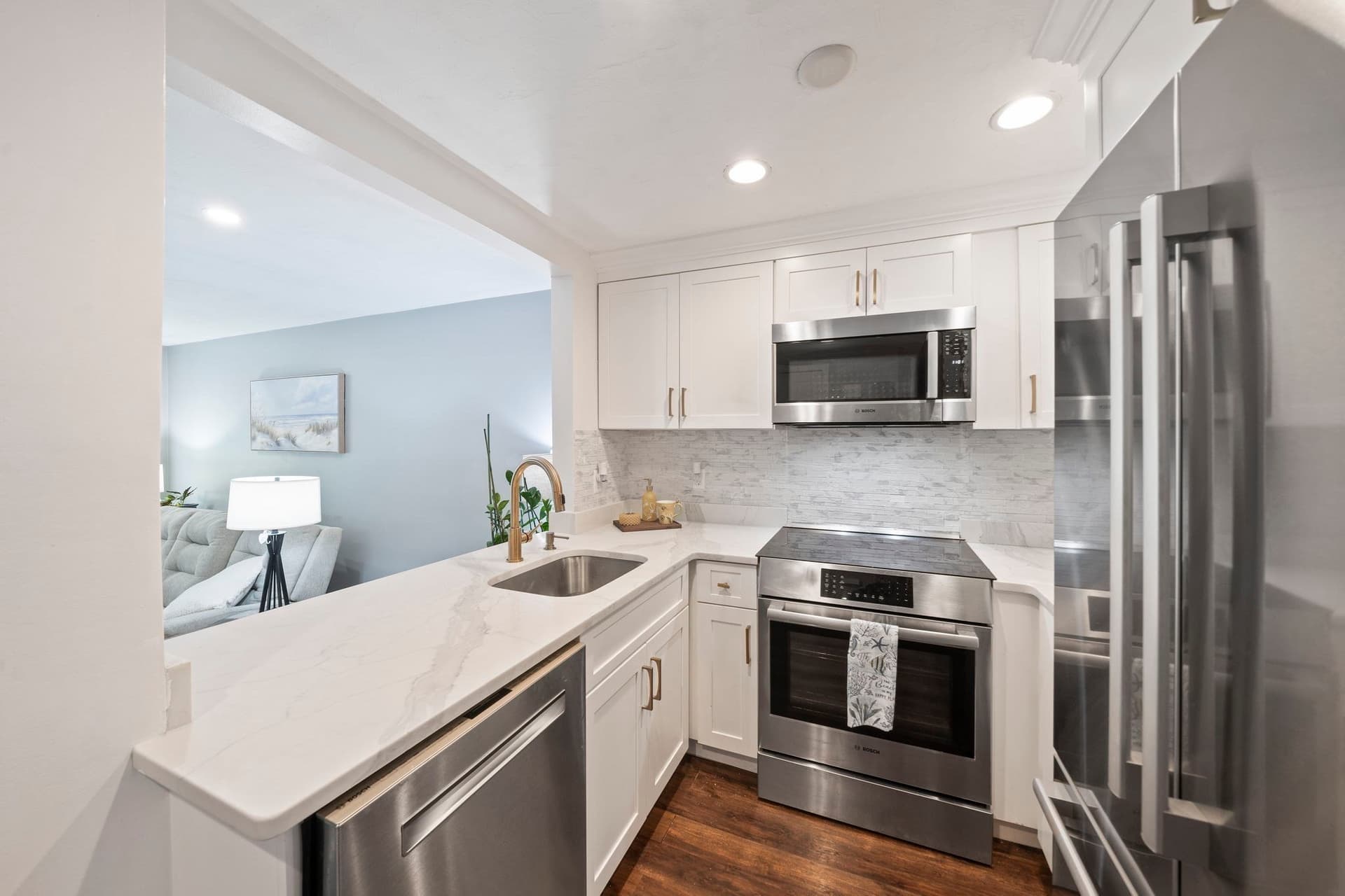 Condominium at 84 Westcliff # 84, Plymouth MA 02360, photo 2 of 31