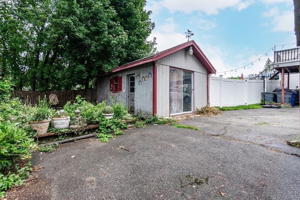 331 Vane St, Revere MA 02151 photo 31