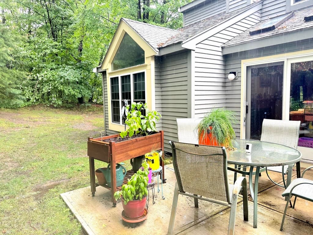 401 Ridgefield Cir # 401D, Clinton MA 01510 photo 22