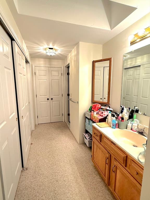 401 Ridgefield Cir # 401D, Clinton MA 01510 photo 20