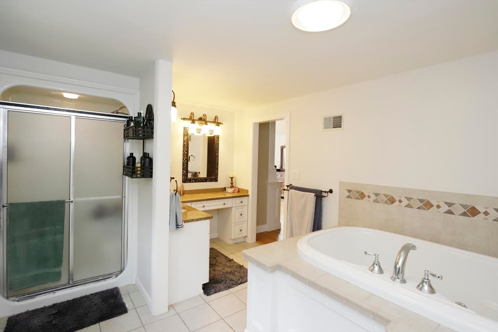 12 Amanda Rd, Freetown MA 02702 photo 13