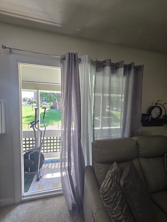 40 Saint Kolbe Dr # C, Holyoke MA 01040 photo 14