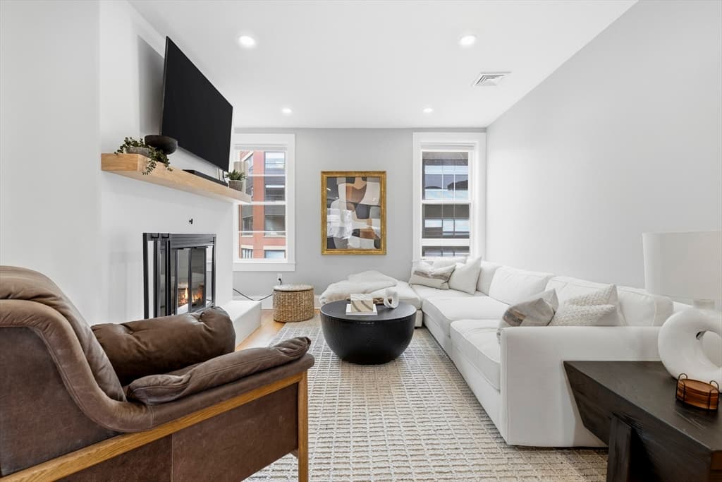 129 North Washington St # 3, Boston MA 02113 photo 2