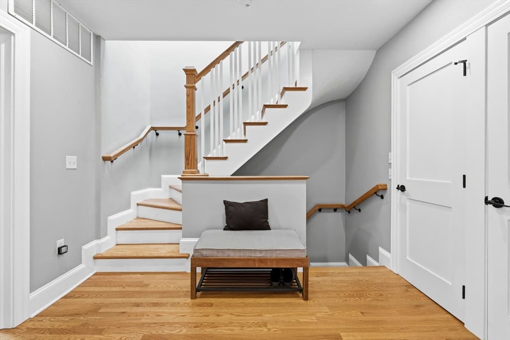 129 North Washington St # 3, Boston MA 02113 photo 12