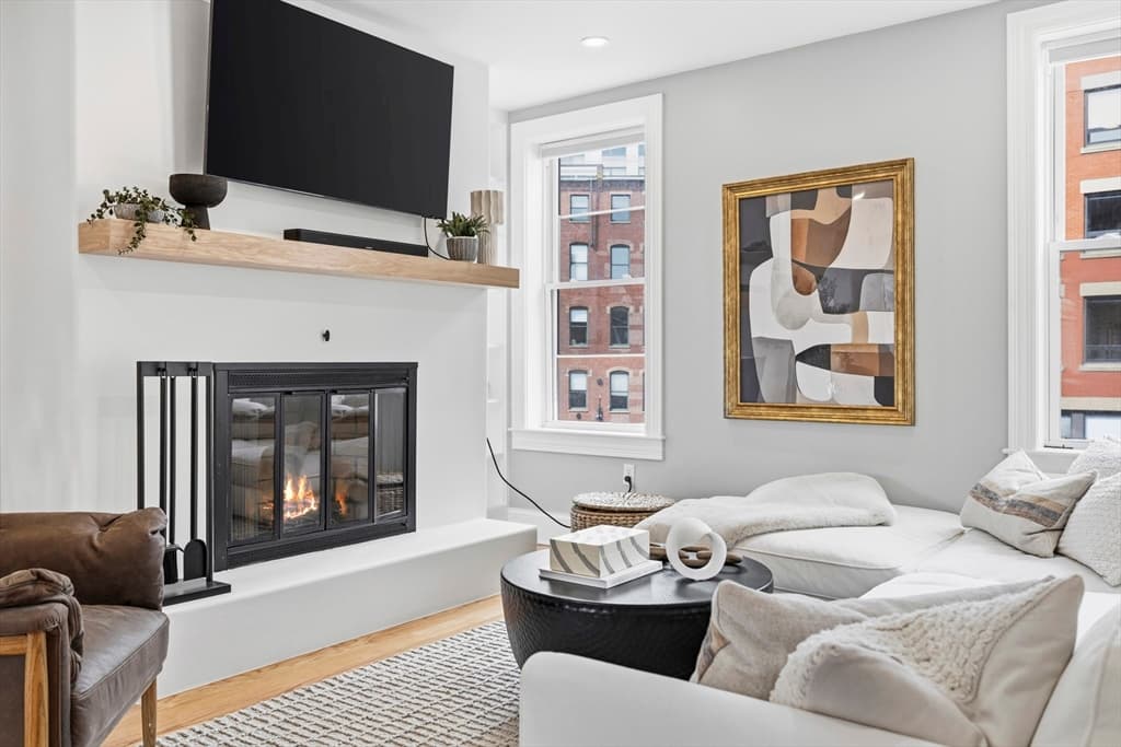 129 North Washington St # 3, Boston MA 02113 photo 3