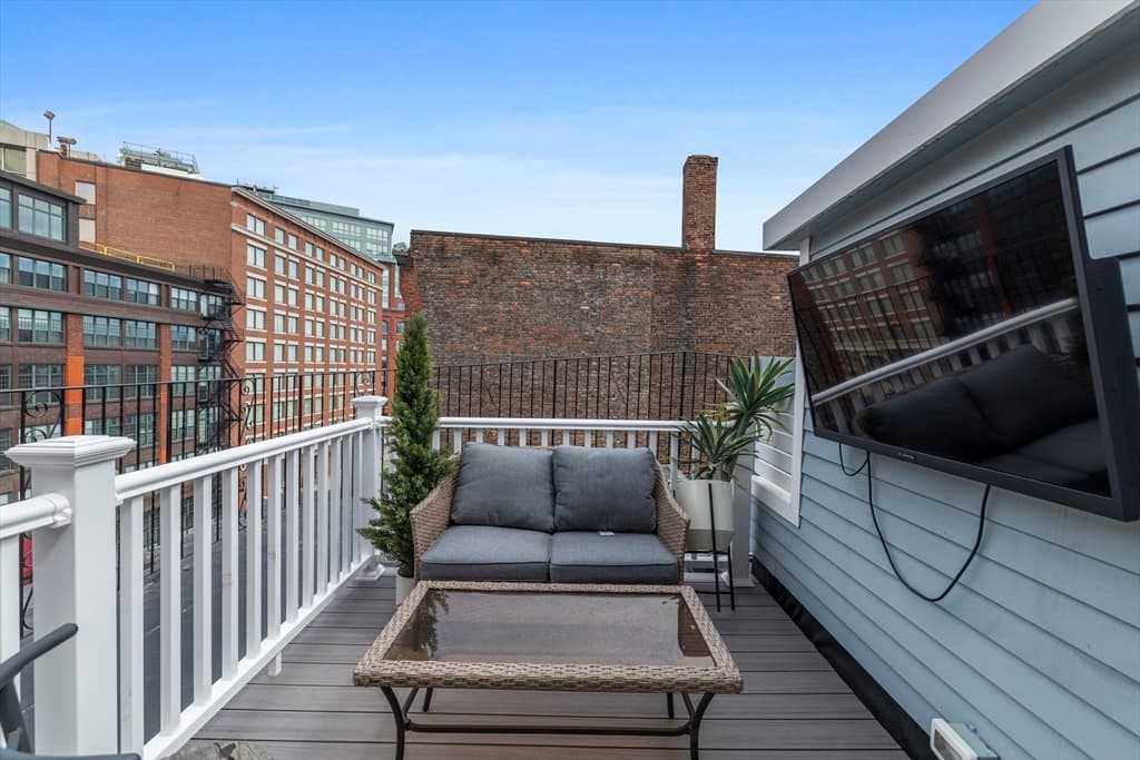 129 North Washington St # 3, Boston MA 02113 photo 24
