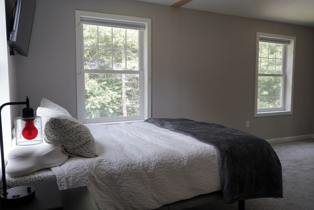 Single Family Residence at 295 Oak St, Halifax MA 02338, Halifax, photo 11 of 42