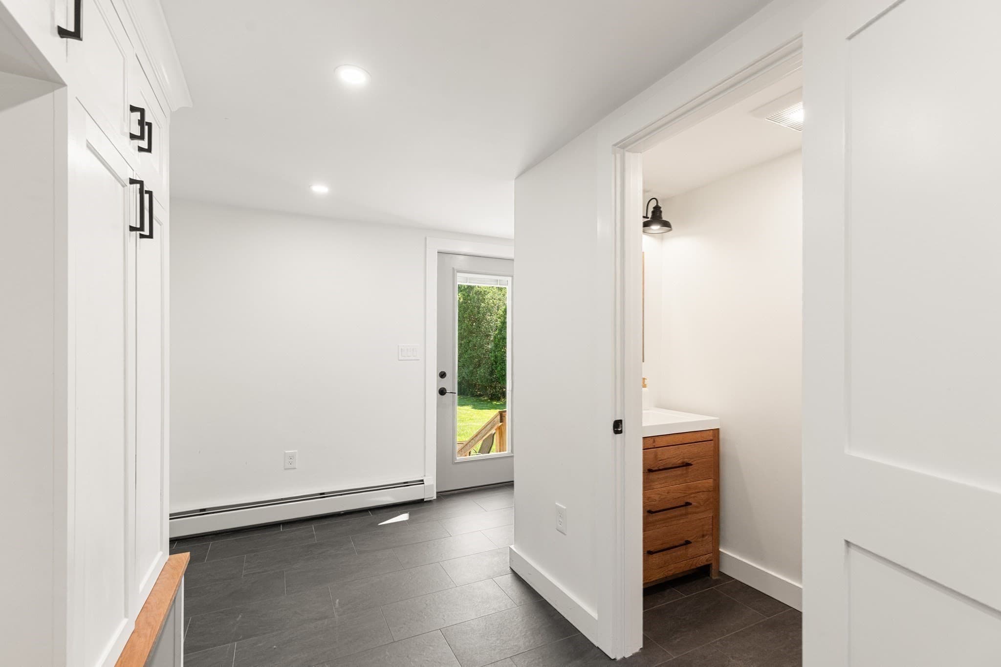 Single Family Residence at 67 Maple St, Wenham MA 01984, photo 5 of 38