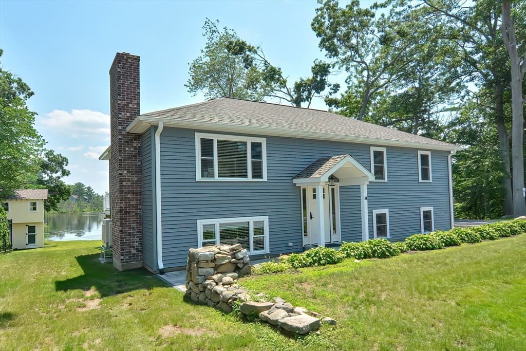 36 Birch Island Road, Webster MA 01570 photo 3