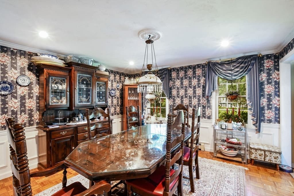 70 Welton Dr, Plymouth MA 02360 photo 8